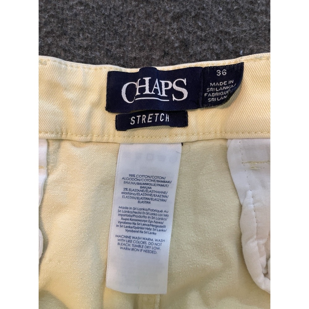 Chaps Men's Stretch Yellow Shorts Size 36 - Picture 2 of 5